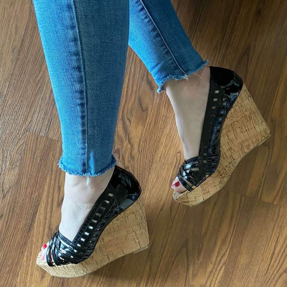 Jessica Simpson size 8 wedges - Picture 1 of 10